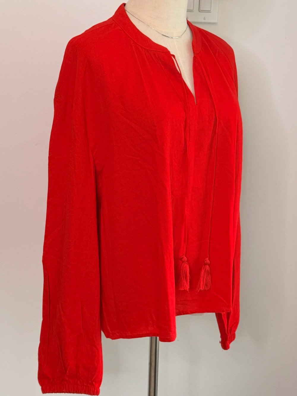 UP2 Fashion Red EcoVero Linen Blend Tassel Tie Blouse Top L NWT - Picture 4 of 10